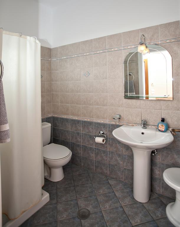 Arxontiko Hotel Tinos Luaran gambar