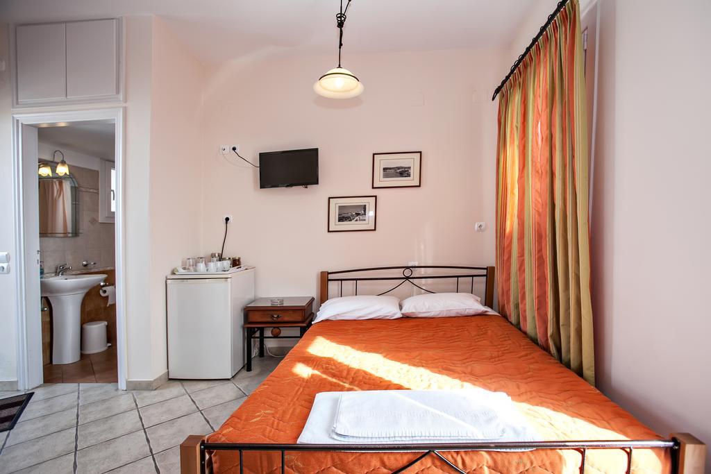 Arxontiko Hotel Tinos Luaran gambar