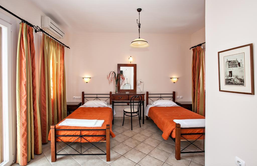 Arxontiko Hotel Tinos Luaran gambar